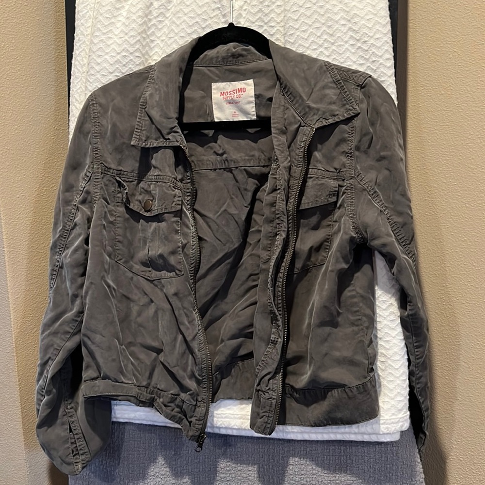 Green crop jacket